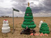 ساخت درخت کریسمس و آدم برفی