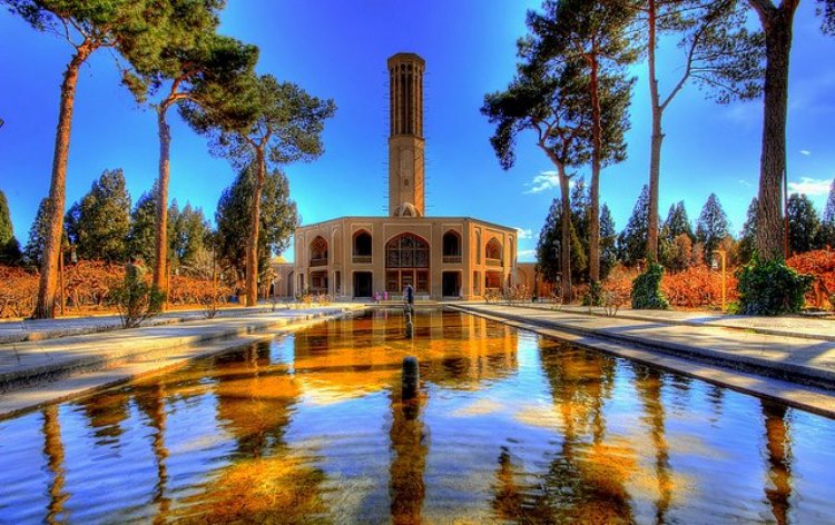 بادگیر باغ دولت آباد یزد