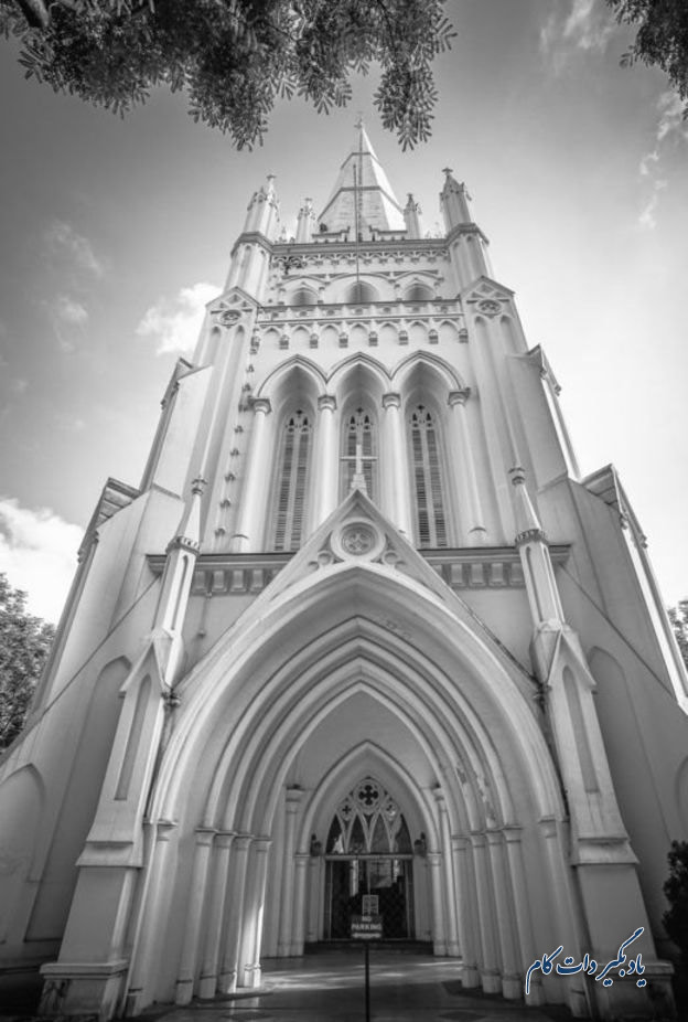 عکس برج کلیسای سنت اندروز از آندریان هادیانتو