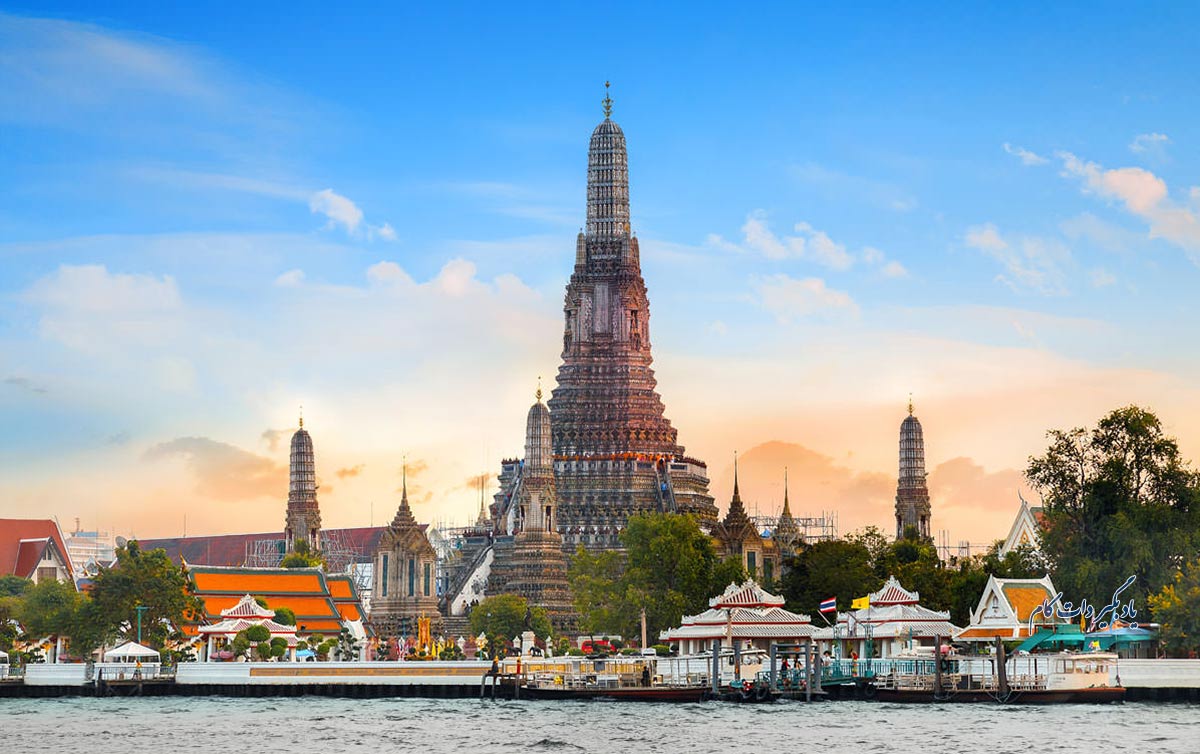 معبد وات آرون (معروف به معبد سپیده دم) از جاذبه های گردشگری بانکوک
