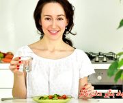 تحقیقات جدید: همراه با غذا، مایعات (آب) بنوشید!